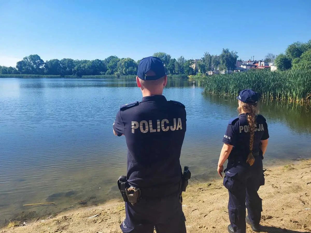 Policyjne kontrole kąpielisk trwają